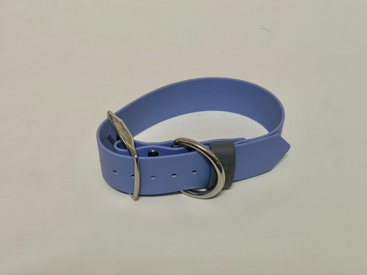 The Buckle Collar