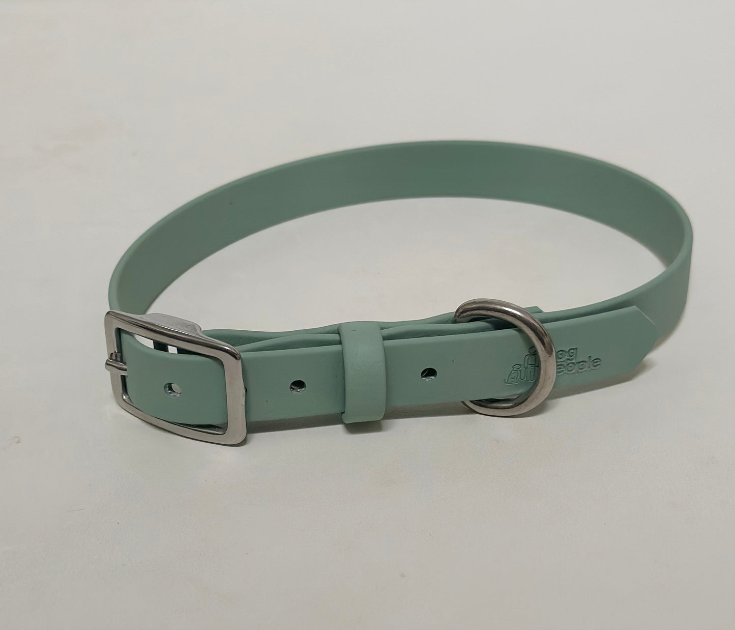 The Buckle Collar