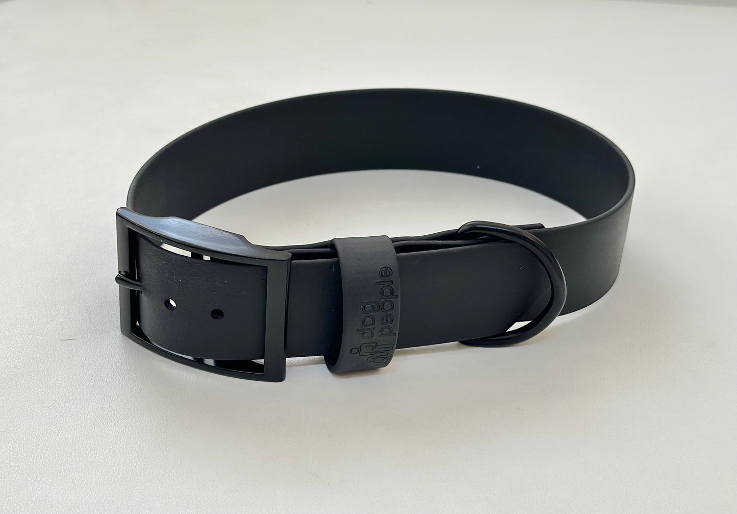 1.5” The Buckle Collar - Blackout Edition
